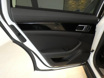 2018 Porsche PANAMERA — миниатюра 31