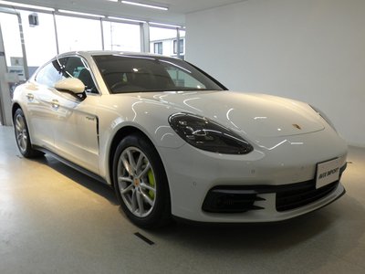 2018 Porsche PANAMERA — миниатюра 32