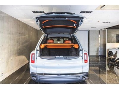 ROLLS-ROYCE CULLINAN - 7