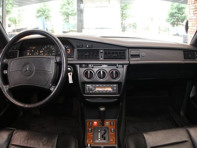 1990 Mercedes-BENZ 190 缩略图 33