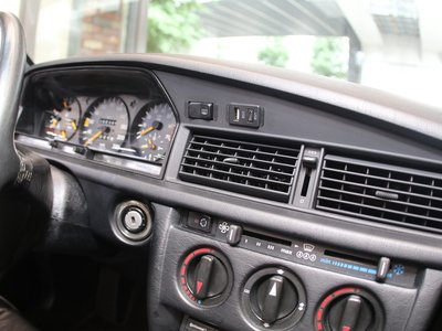 1990 Mercedes-BENZ 190 缩略图 36