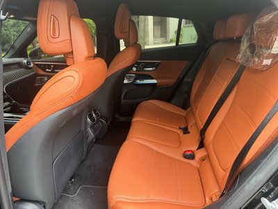 2024 Mercedes-BENZ GLC — миниатюра 11