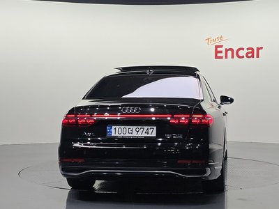 2022 AUDI A8 photo 4