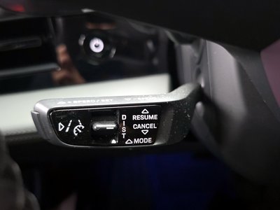 2020 Porsche TAYCAN — миниатюра 26