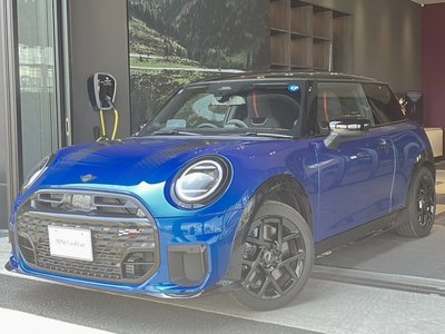 2026 MINI COOPER photo 1