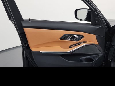 صورة مصغرة 14 لـ 2026 BMW 3 SERIES