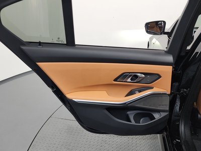 صورة مصغرة 15 لـ 2026 BMW 3 SERIES