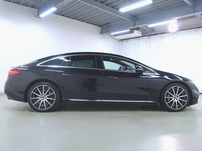 MERCEDES-BENZ EQS - 8