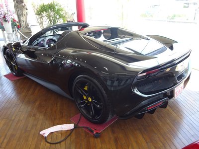 2025 FERRARI 296 GTS 缩略图 38