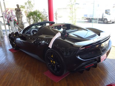 2025 FERRARI 296 GTS photo 6