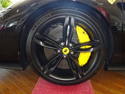 2025 FERRARI 296 GTS photo 9