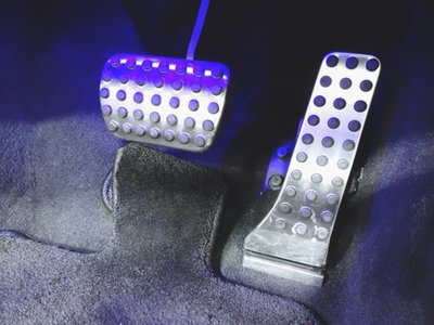 MERCEDES-BENZ SL AMG - 9