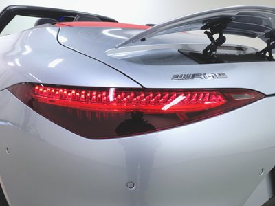 MERCEDES-BENZ SL AMG - 5