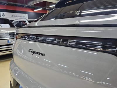 2022 Porsche CAYENNE 缩略图 15