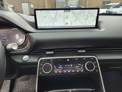 2021 Genesis GV80 — миниатюра 11