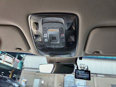 2021 Genesis GV80 — миниатюра 15