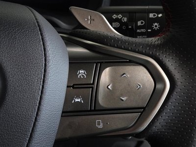 2025 Lexus LBX 缩略图 13