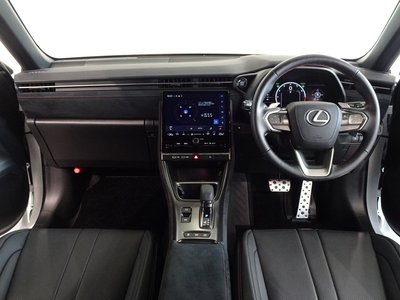 2025 Lexus LBX photo 2