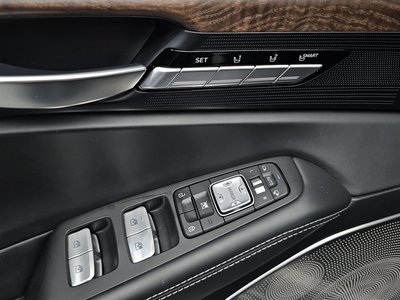 2019 Genesis G90 缩略图 12