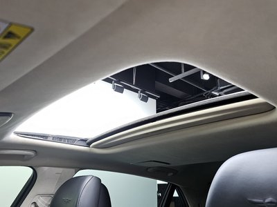 2019 Genesis G90 缩略图 14