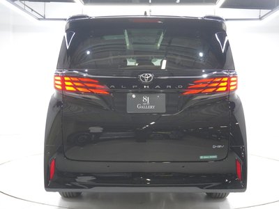 2026 Toyota ALPHARD — фото 6