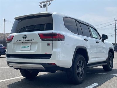 صورة مصغرة 41 لـ 2025 Toyota LAND CRUISER 300