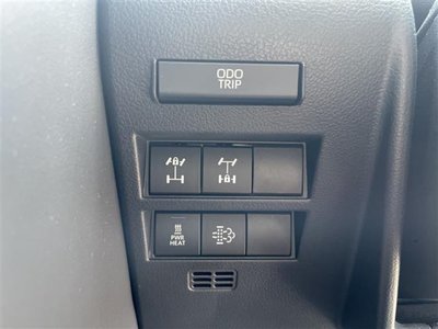 صورة مصغرة 17 لـ 2025 Toyota LAND CRUISER 300