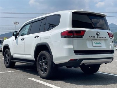 صورة مصغرة 39 لـ 2025 Toyota LAND CRUISER 300