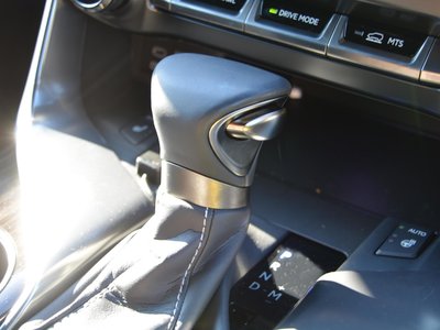 صورة مصغرة 45 لـ 2023 Lexus LX