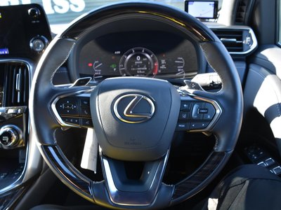 صورة مصغرة 48 لـ 2023 Lexus LX