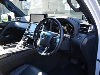 صورة مصغرة 24 لـ 2023 Lexus LX