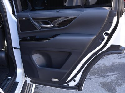 صورة مصغرة 58 لـ 2023 Lexus LX