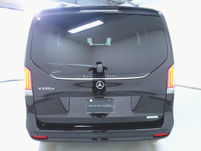 صورة 7 لـ 2025 Mercedes-BENZ V-CLASS