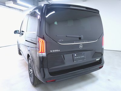 صورة 6 لـ 2025 Mercedes-BENZ V-CLASS