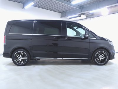 صورة 8 لـ 2025 Mercedes-BENZ V-CLASS