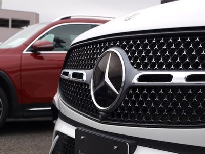 MERCEDES-BENZ GLC - 3