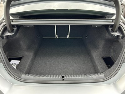 صورة مصغرة 26 لـ 2026 BMW 5 SERIES