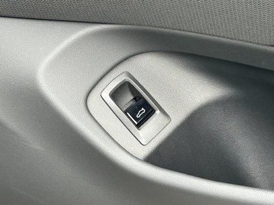 صورة مصغرة 31 لـ 2026 BMW 5 SERIES