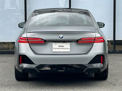 صورة مصغرة 11 لـ 2026 BMW 5 SERIES