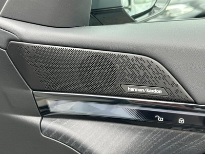 صورة مصغرة 29 لـ 2026 BMW 5 SERIES
