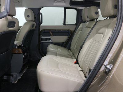 صورة 7 لـ 2021 LAND Rover DEFENDER