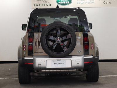 صورة 10 لـ 2021 LAND Rover DEFENDER
