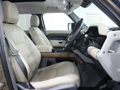 صورة مصغرة 15 لـ 2021 LAND Rover DEFENDER
