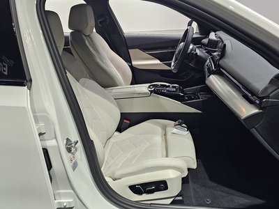 2024 BMW 5 SERIES — миниатюра 16