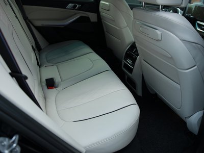 2025 BMW X5 — миниатюра 11