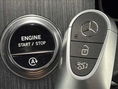 MERCEDES-BENZ GLC - 10