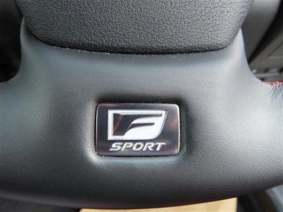 صورة مصغرة 25 لـ 2023 Lexus ES