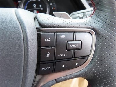 صورة مصغرة 29 لـ 2023 Lexus ES
