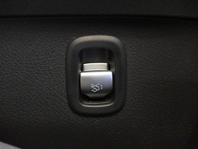 صورة مصغرة 19 لـ 2025 MERCEDES-BENZ C-CLASS
