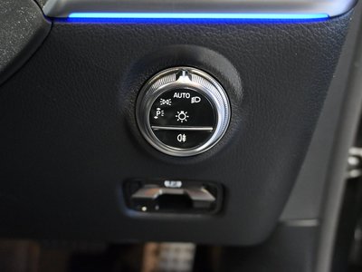 صورة مصغرة 23 لـ 2025 MERCEDES-BENZ C-CLASS